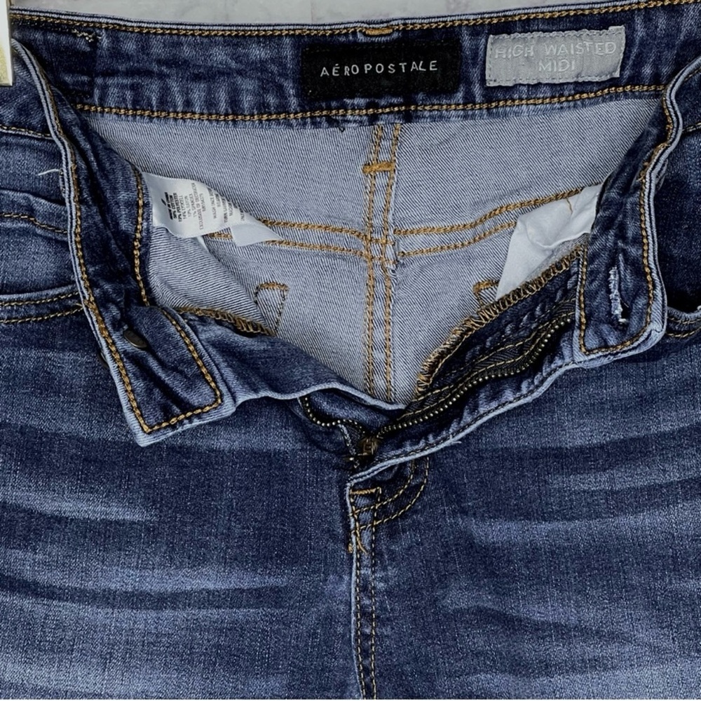 Aeropostale High Rise Distressed Raw Cuff Hem Denim Shorts Women’s 8 - Picture 5 of 7